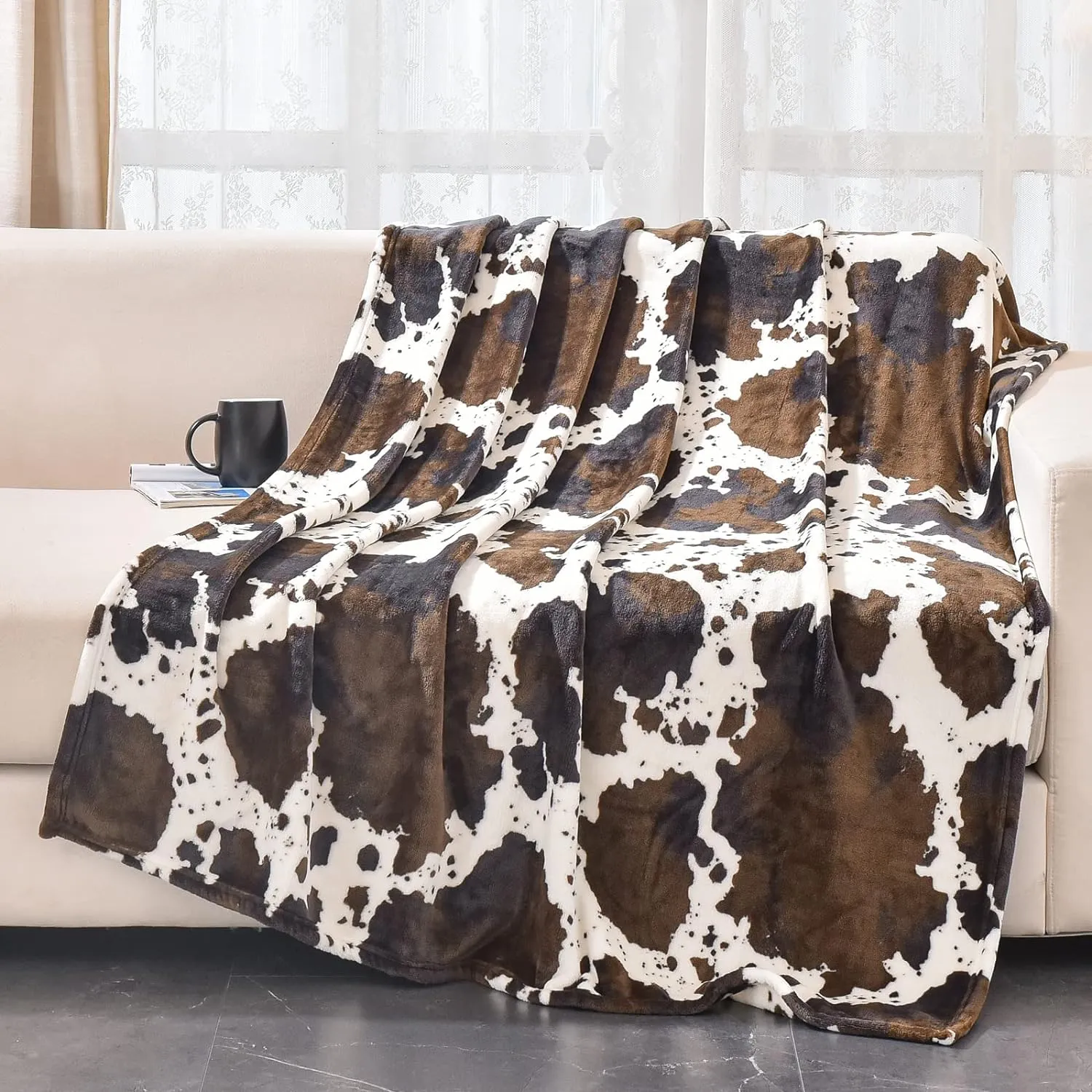 Bnuitland Cow Print Throw Blanket with Storage Pouch, 300 GSM Double Sided Cute for Bed/Sofa/Lap, Gift Blanket for Kids/Babys/Pets, Super Soft Cozy Lightweight Fuzzy Flannel Throw, 5040 inch