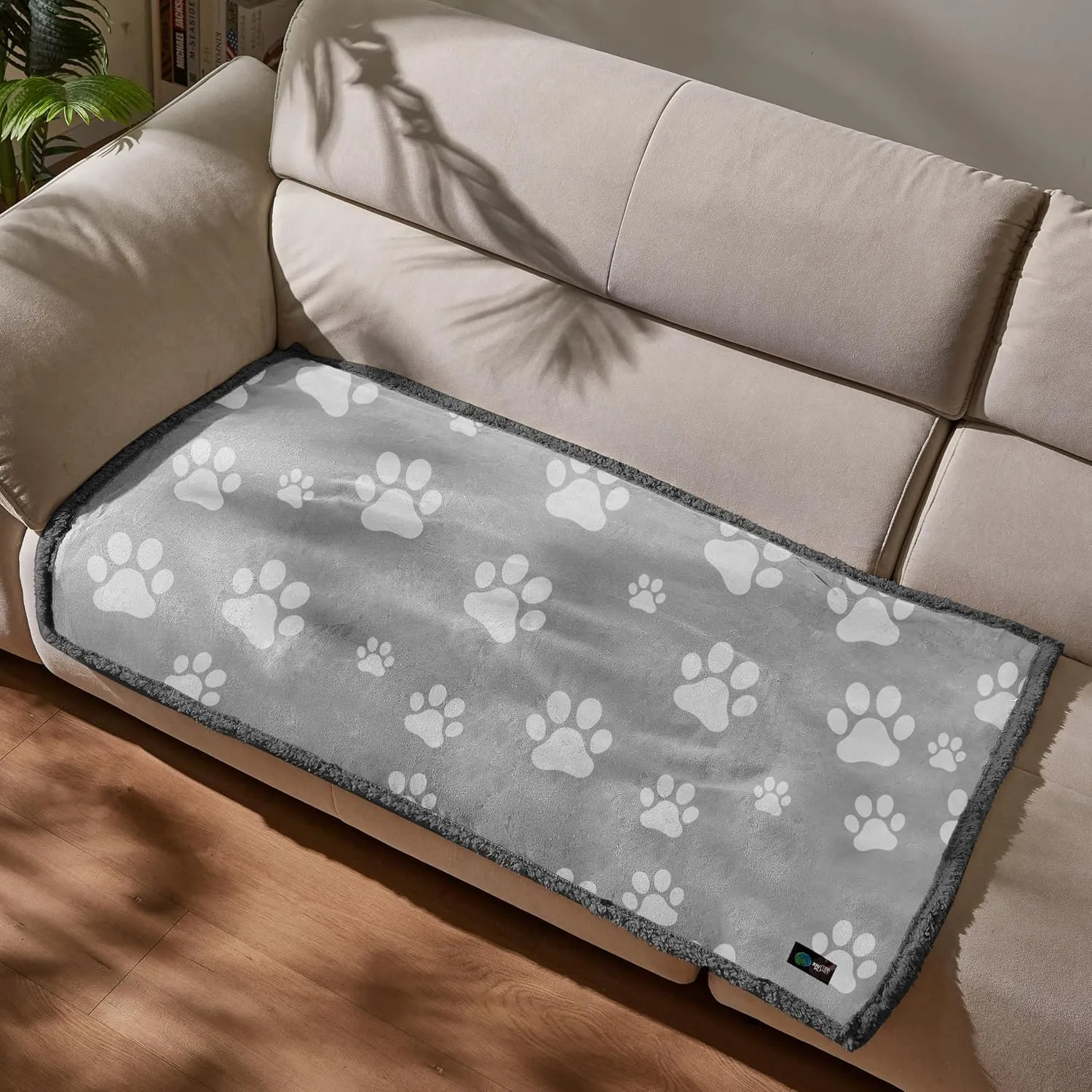 Kritter Planet Waterproof Sofa Blanket for Dogs, Pee Proof Reversible Couch Cover, Liquid Proof Furniture Protector, Washable, Hair Resistant, Stain Proof